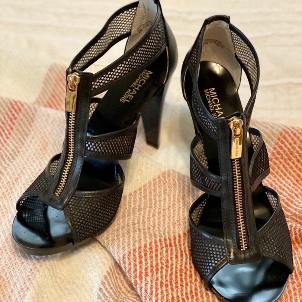 Michael Kors Berkley Black Mesh T-Strap